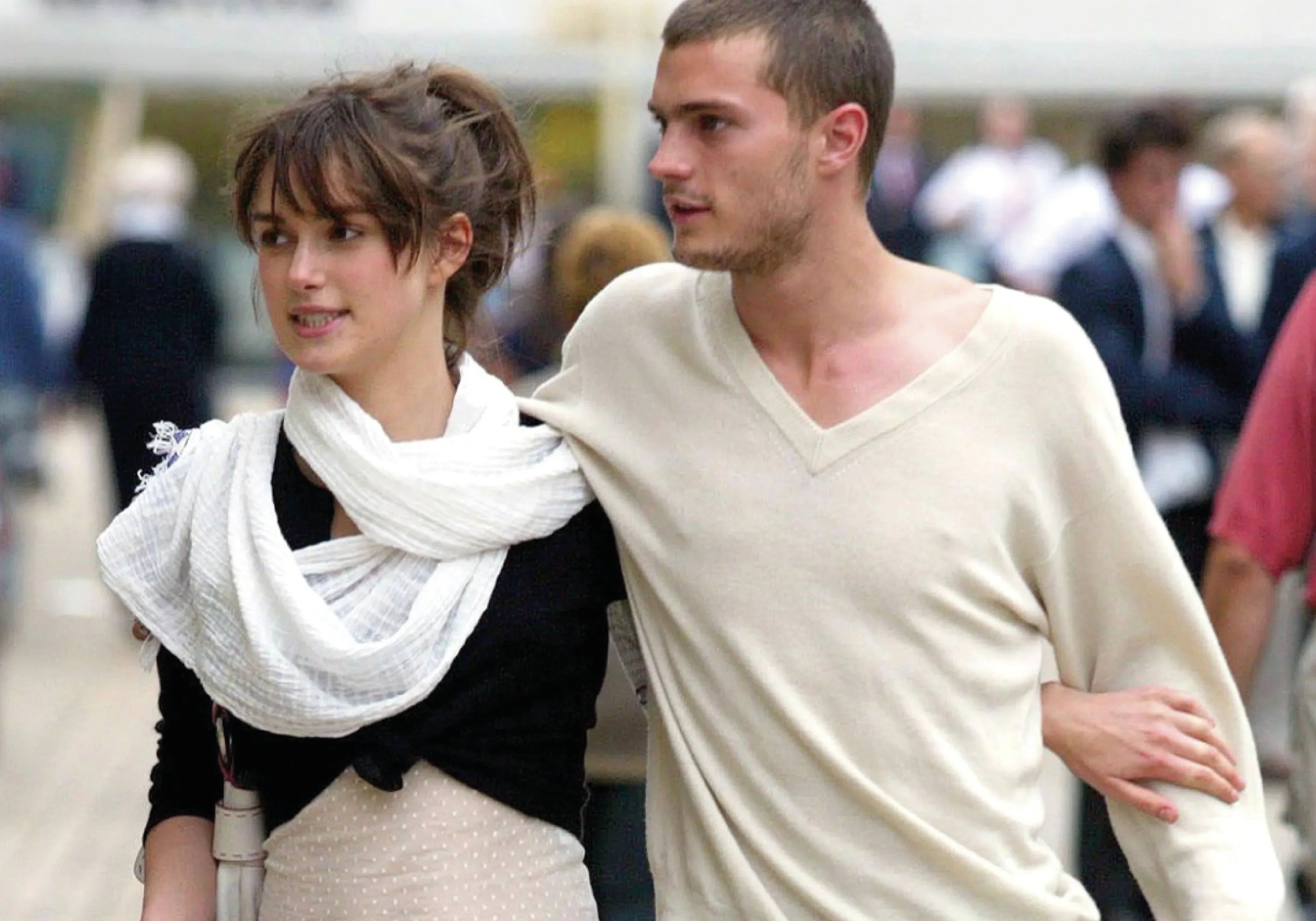 2025 : LE RETOUR DU NORMCORE